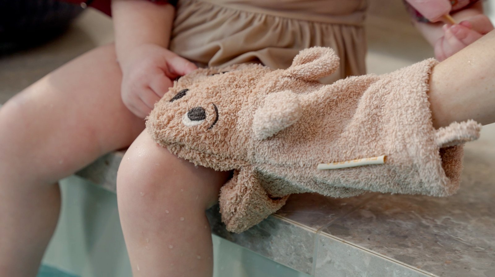 Vaikiška maudynių plaušinė – Filibabba Bear